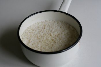 варить рис до полуготовности