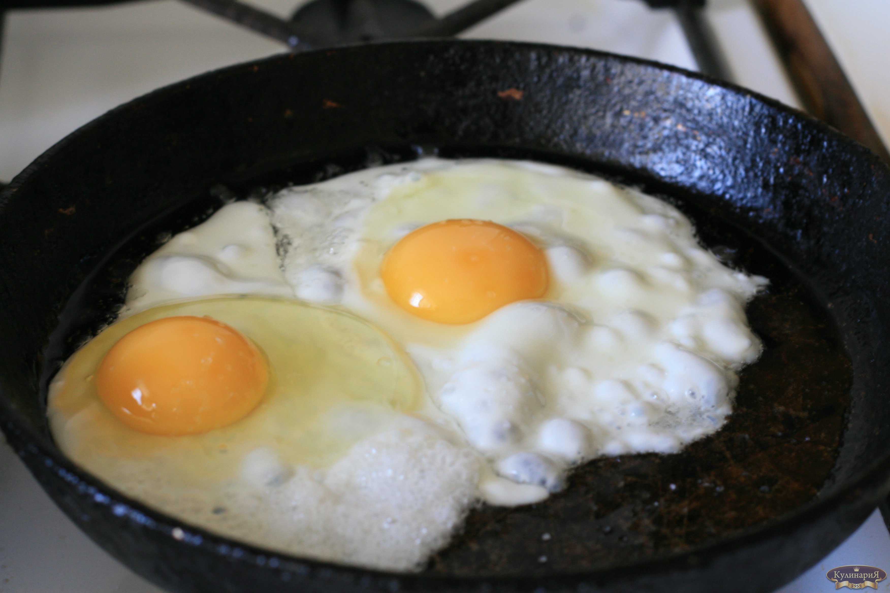 Яйцо обжаренное с двух